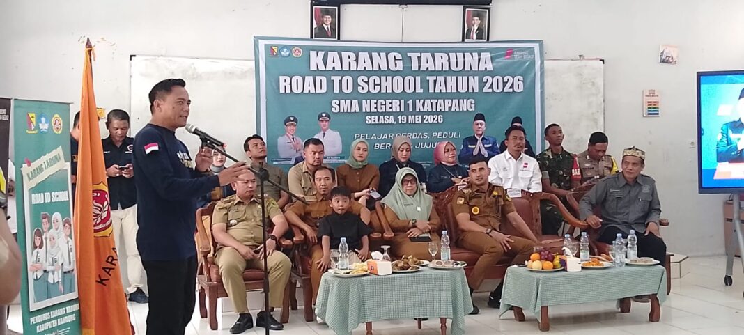 Wakil Bupati Bandung Hadiri Road Go To School di SMAN 1 Katapang, Dorong Pelajar Jadi Generasi Cerdas dan Berkarakter Wakil Bupati Bandung Hadiri Road Go To School di SMAN 1 Katapang, Dorong Pelajar Jadi Generasi Cerdas dan Berkarakter