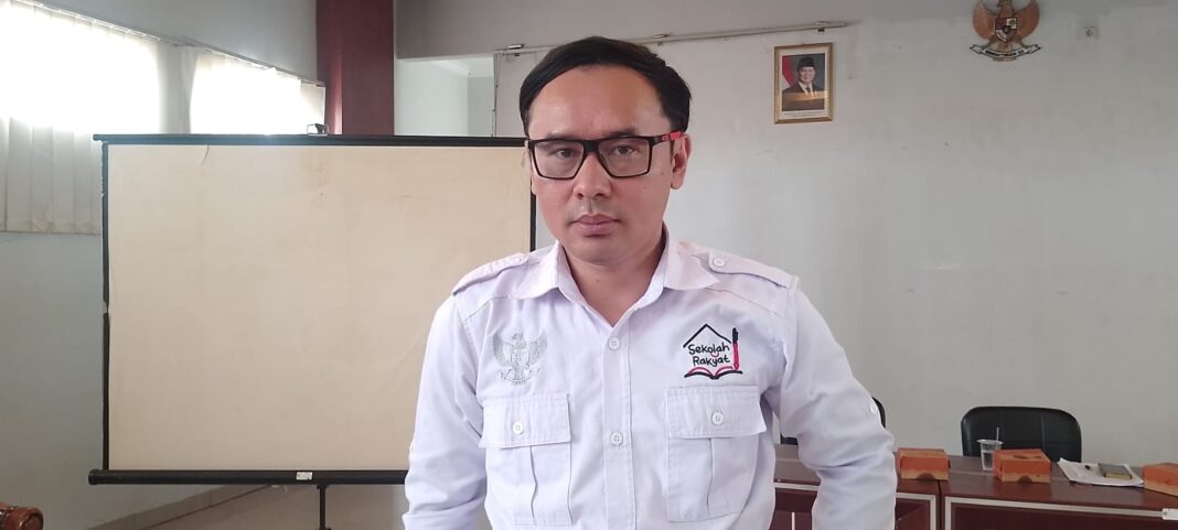 Sekolah Rakyat Jadi Harapan Baru bagi Keluarga Miskin, Wali Asrama SRT 16 Bandung Ajak Masyarakat Berperan Aktif dalam Sosialisasi Sekolah Rakyat Jadi Harapan Baru bagi Keluarga Miskin, Wali Asrama SRT 16 Bandung Ajak Masyarakat Berperan Aktif dalam Sosialisasi